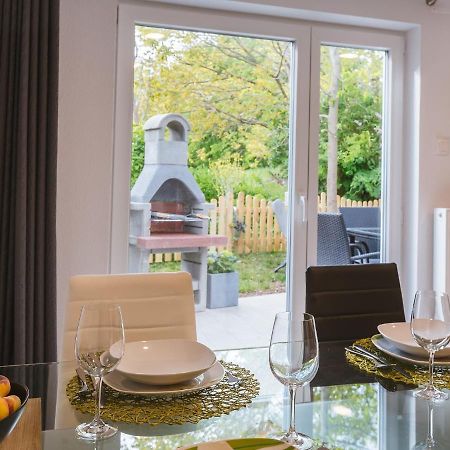 Apartament Blue Door Lesce  Zewnętrze zdjęcie